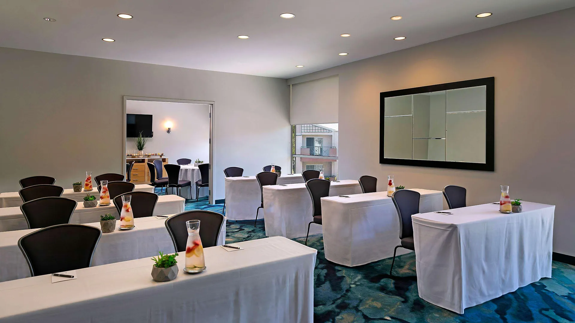 The Belamar Hotel Manhattan Beach, Tapestry By Hilton USA